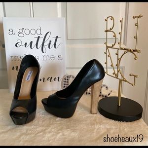 Steve Madden Platform Open Toe Heel - Size 10
